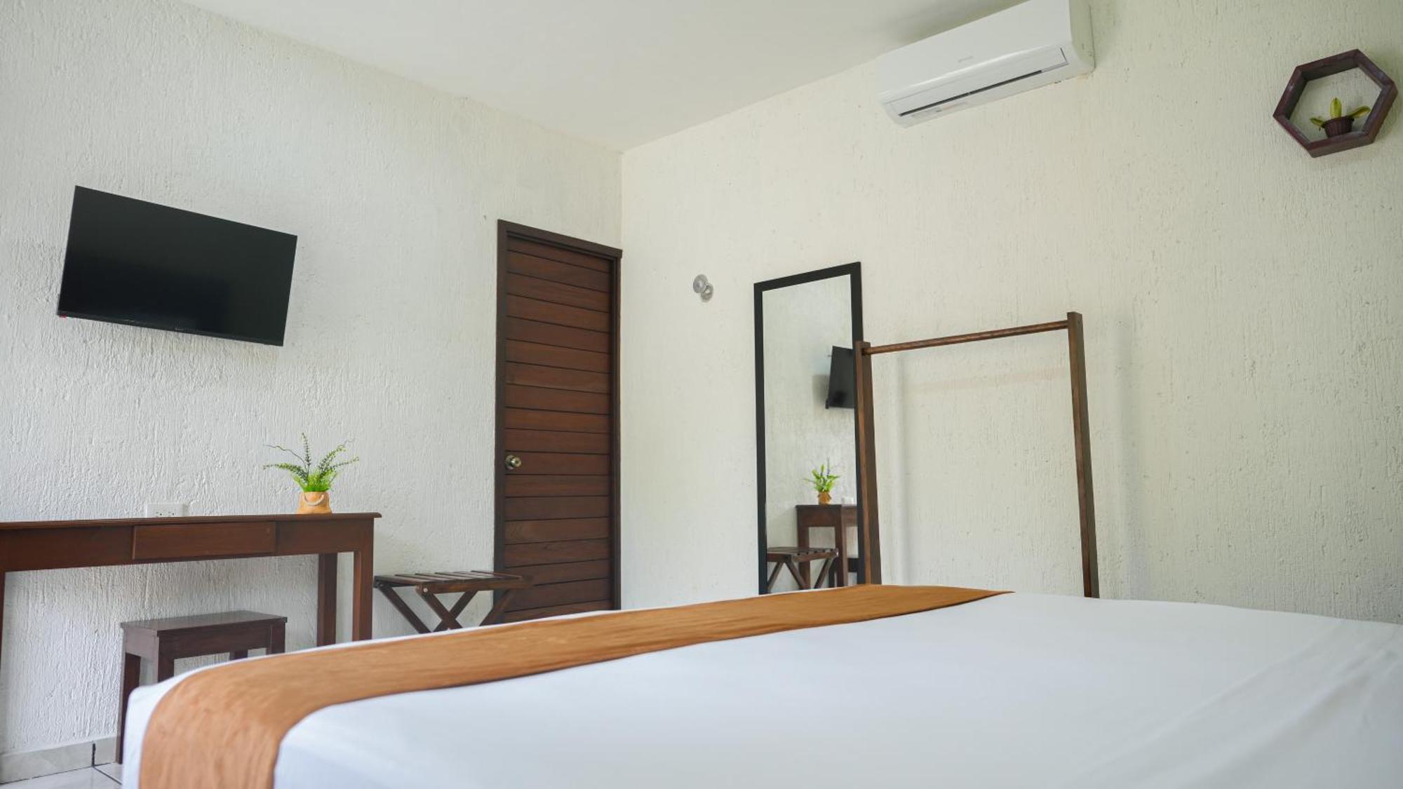 Hotel Del Parque Valladolid  Extérieur photo